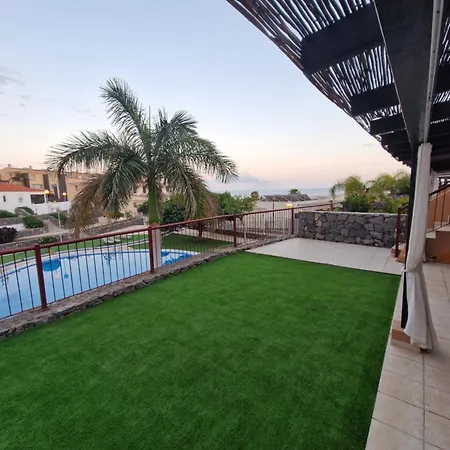 Ocean Sunset Villa *